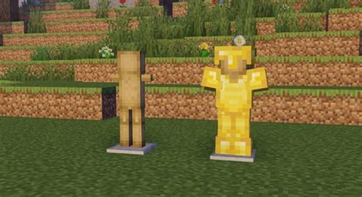 2 ArmorStands