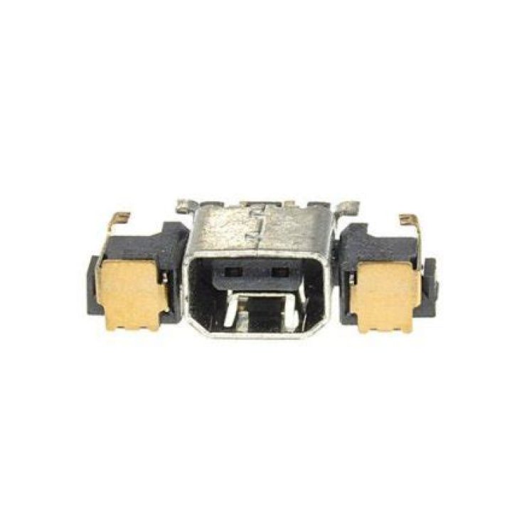 3DS + and - charging contacts?