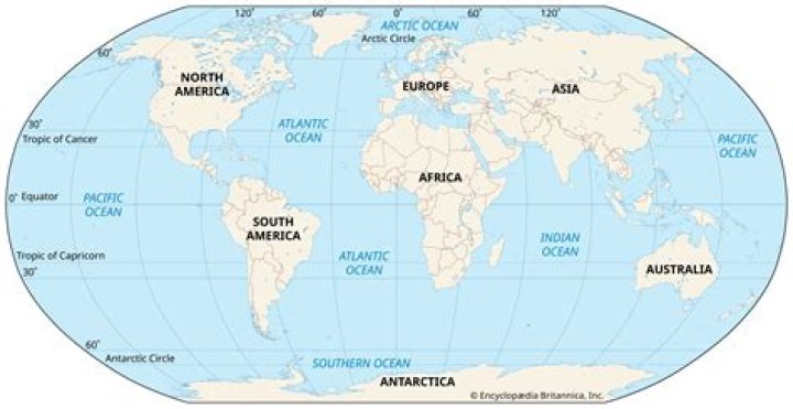 Does changing the World Size option affect the size and number of locations that are not on the main map?