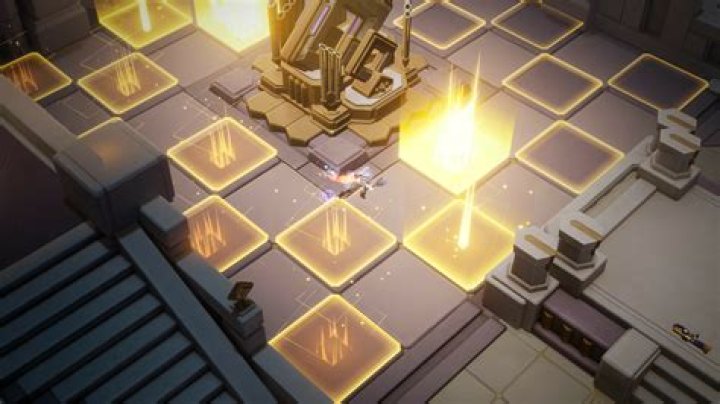 Does Dungeon Defenders support cross-platform multiplayer?