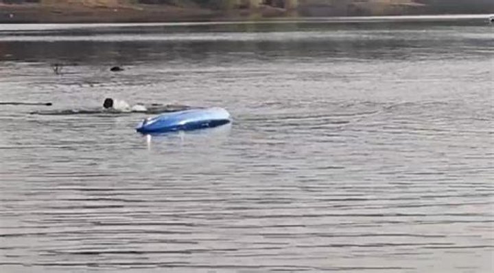 Employees randomly drown themselves in nearby lake