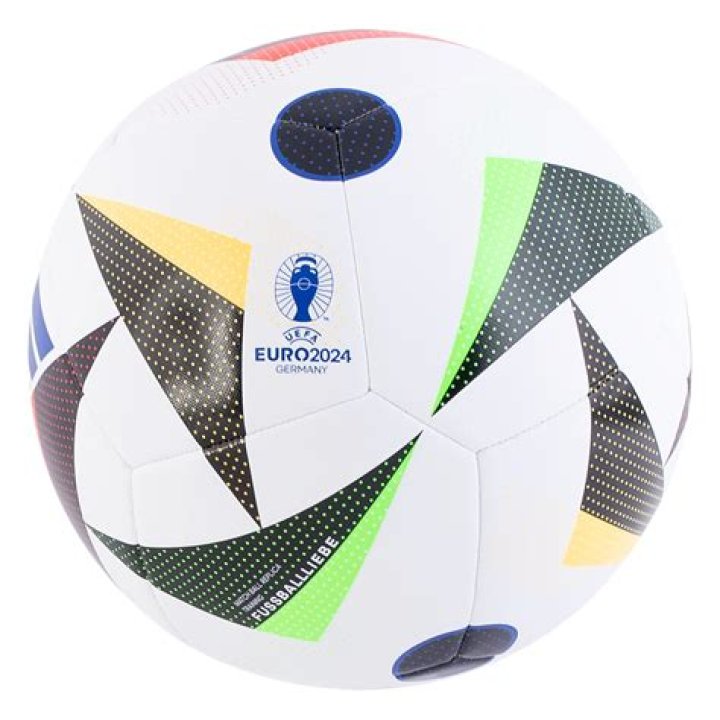 Forward-air Soccer Ball
