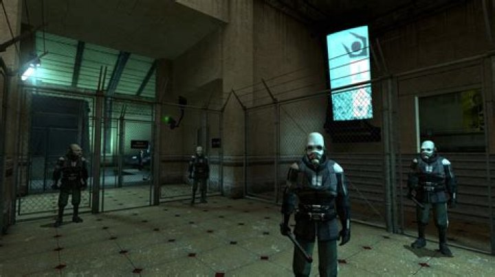 HL2: Stuck at Anticitizen One generator plaza standoff