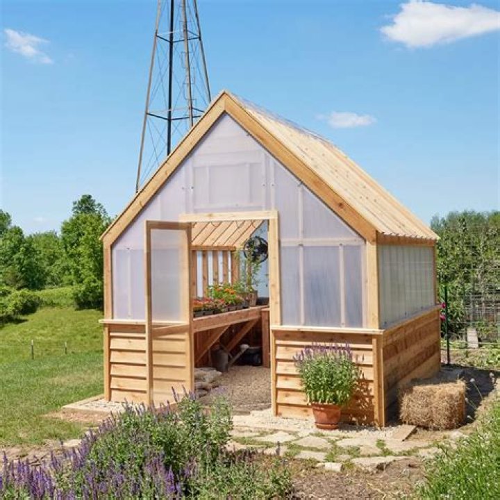 How can I get a single tile of natural gas out of my greenhouse?