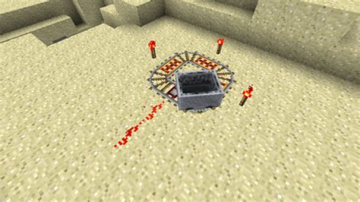 How can I preserve an active redstone circuit when I leave the chunk it's built in?