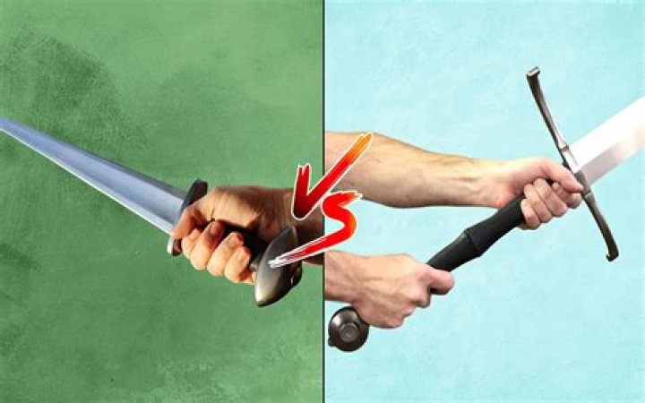 How can I tell if a weapon is one or two handed?