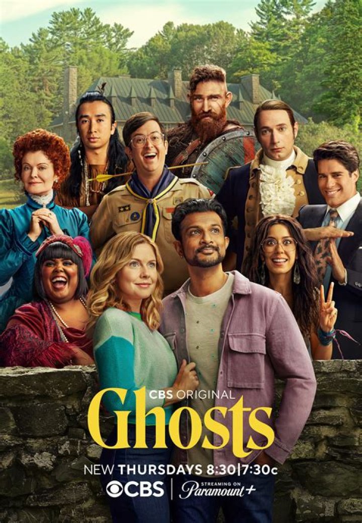 How do I beat the ghosts with the mirrors?