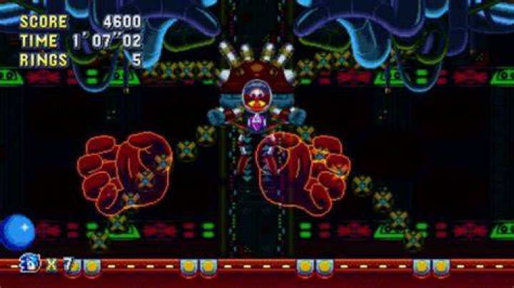 How do I dodge the Phantom Egg's teleporting hand attack?