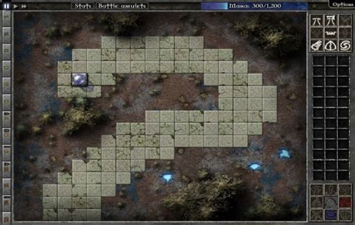 How do I unlock the corner maps in Gemcraft Labyrinth?