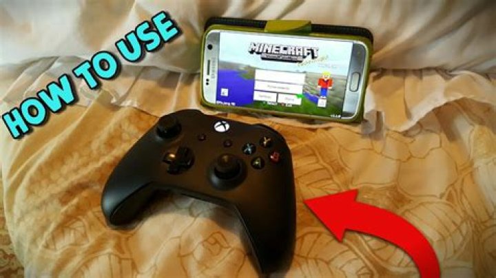 How do I use an Xbox One controller to play Mcpe on iOS?