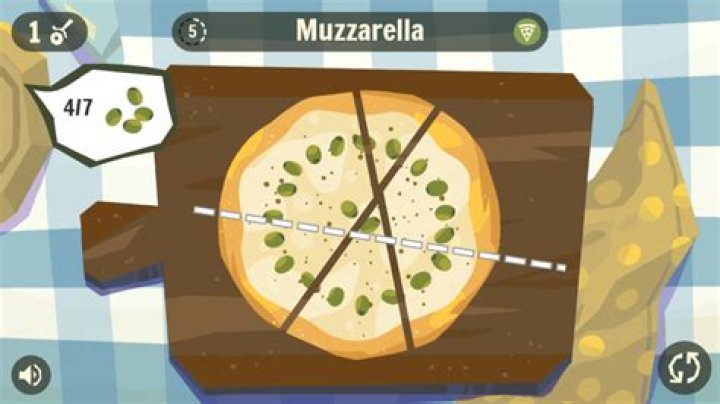 How do you divide the Muzzarella pizza into 7 parts?