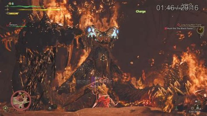 How does the player setting affect the elemental damage of mobs?
