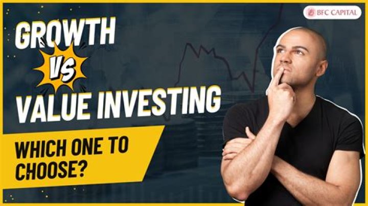 How does value affect the gain of smithing experience?