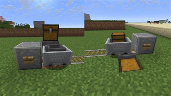 How to make Minecart Chests unmovable