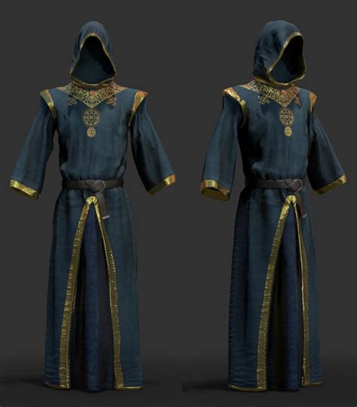 Lydia equipped a mage robe and won't give it back!