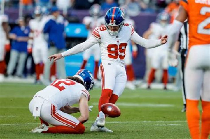 Opponents giants bypassing my walls