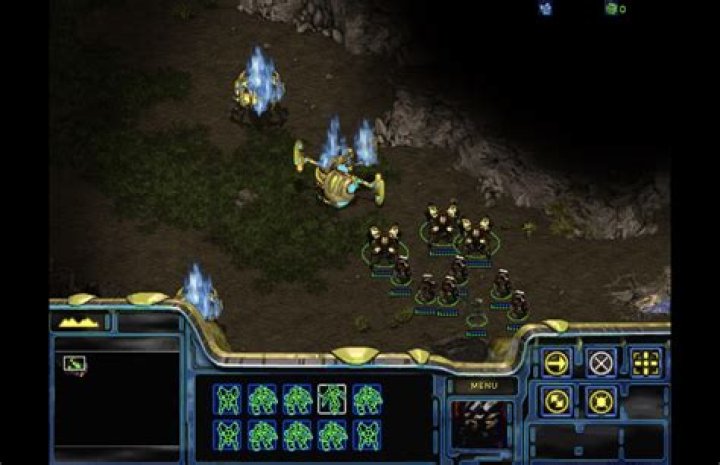 Starcraft II - How to play 1v1 on local LAN