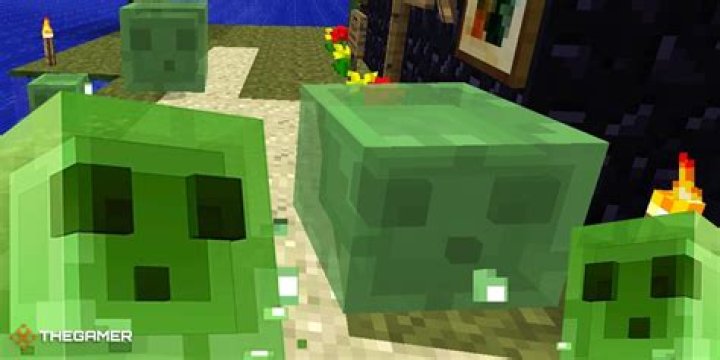 What is the command to summon the biggest slime in minecraft?
