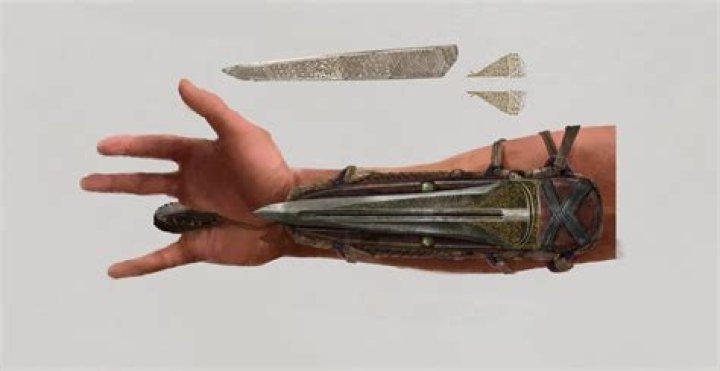 Why isn't Bayek's ring finger removed for the hidden blade?