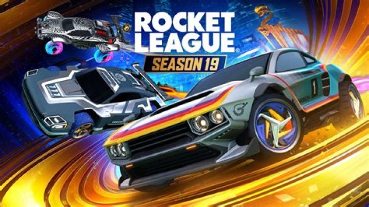 Why people rotate during flight in Rocket League?