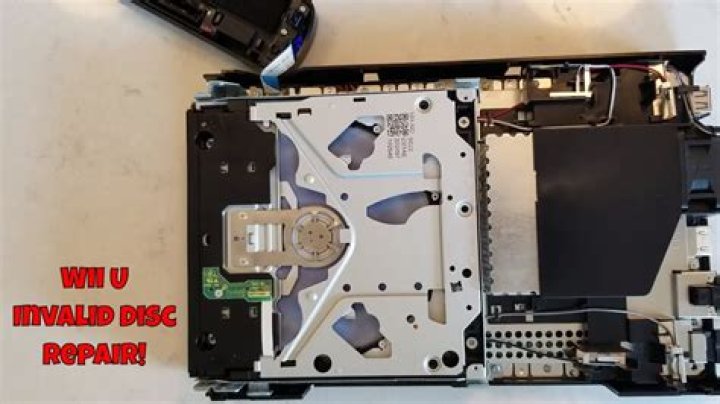 Wii U disc drive spitting out disk after making noises